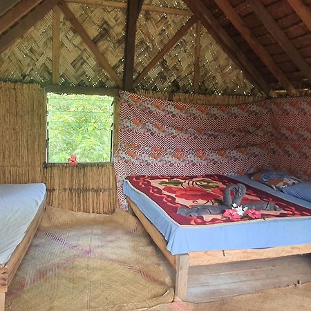 Island Paradise Bungalows Lenkuru Екстериор снимка